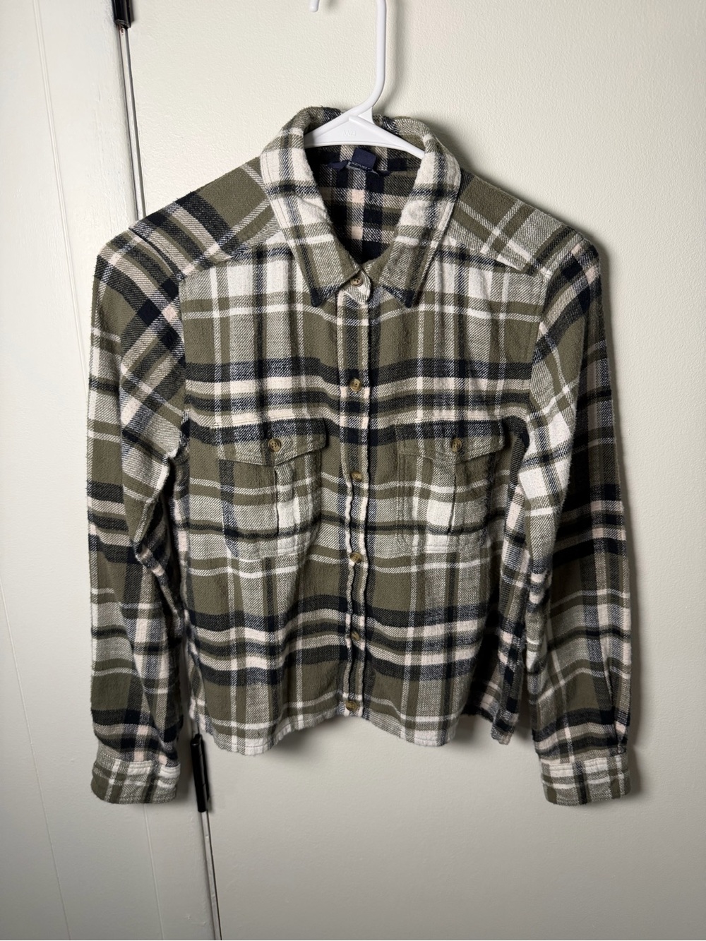 American Eagle Women’s Plaid Flannel Shirt | Olive/Navy/White | S | GUC